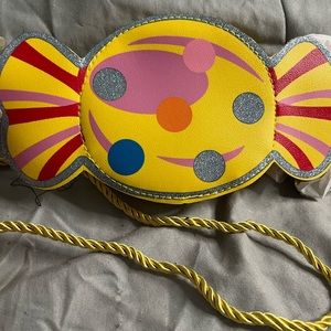 Kids cross body candy